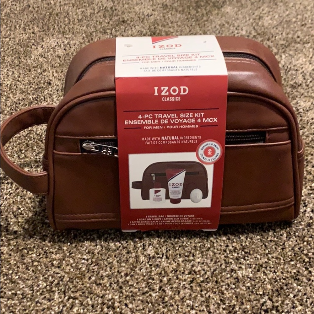 Izod 4-pc Travel Kit